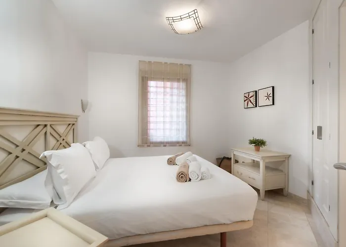 Bahia - Pelicar 0-4 Sea View 2b *